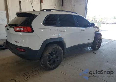 2018 Jeep Cherokee Trailhawk from USA, damaged, VIN 1C4PJMBB1JD529579